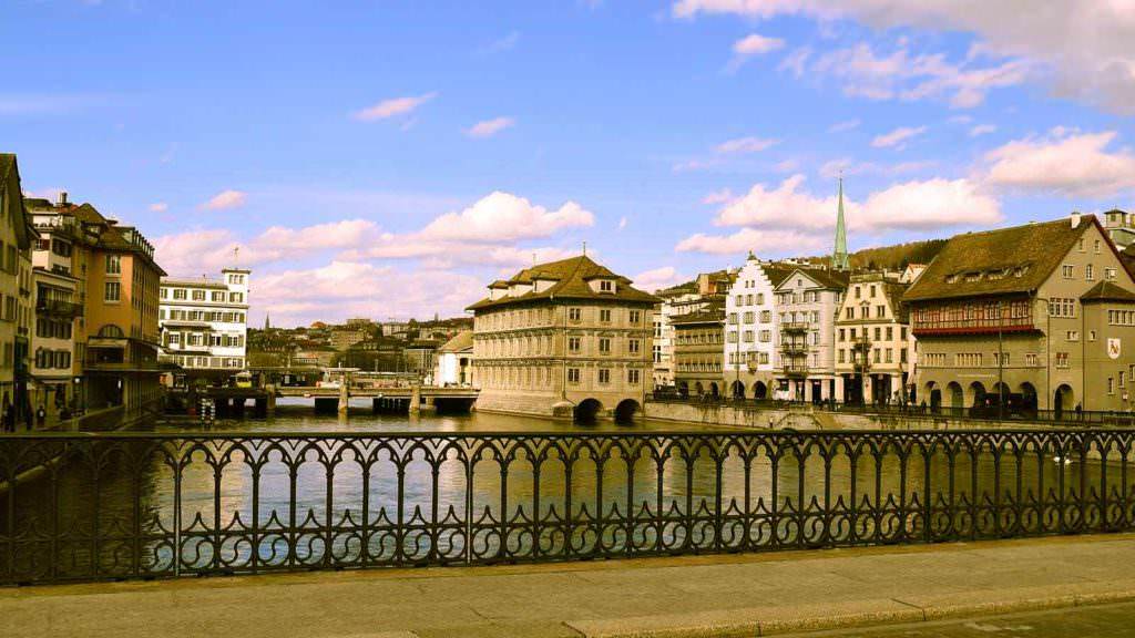 Zurich-Berna-Montreux-Castillo de Chillon-Ginebra-Milan